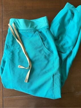 Figs women’s Teal Zamora Jogger Pants medium